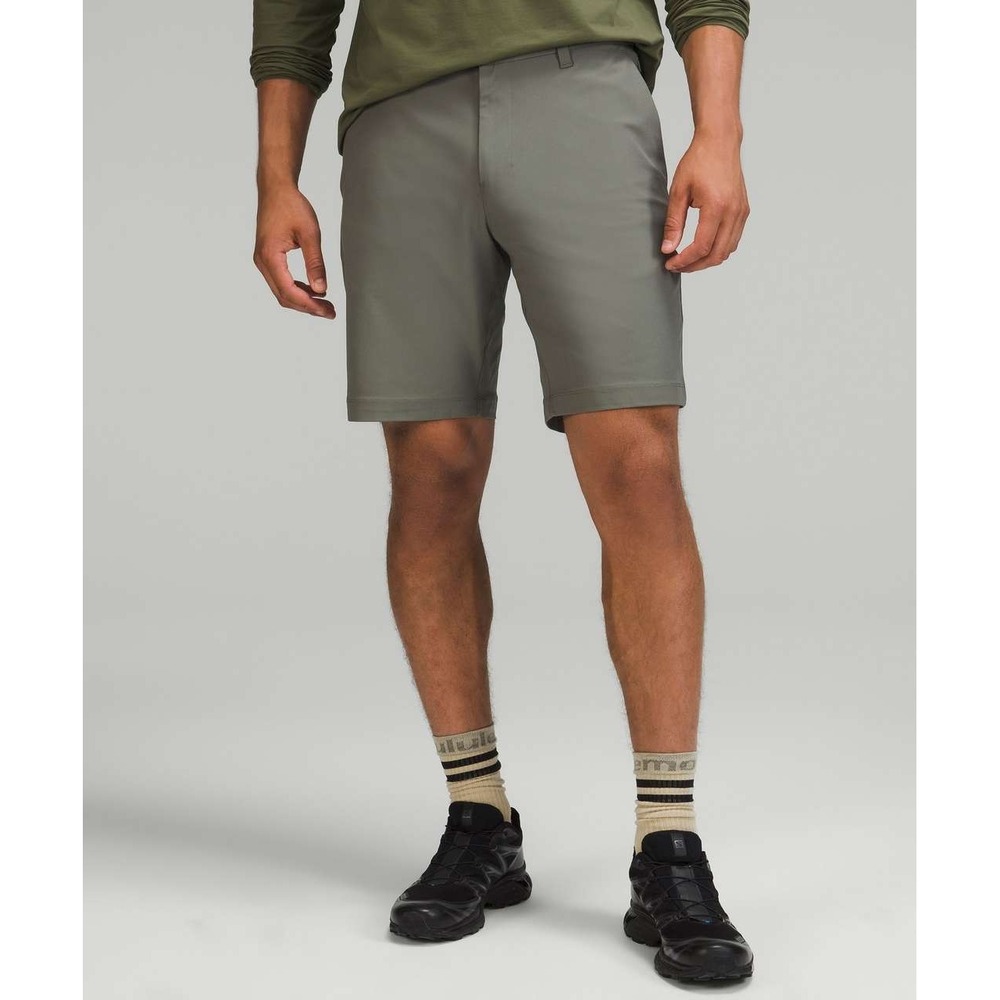Lululemon Commission Classic-Fit Short 9" Warpstreme Grey Sage Men 33 Golf Train